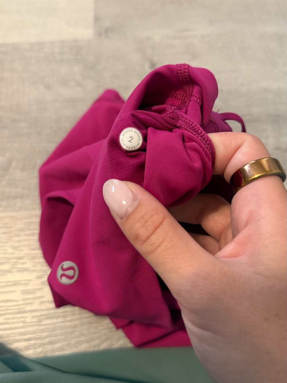 Lululemon Wunder Train 6” Biker Shorts Rippened Raspberry - Picture 3 of 3